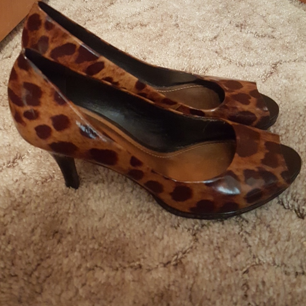 Cheetah heels - Picture 2 of 2